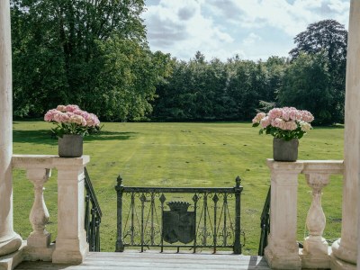 Castle No title - Features photo 9