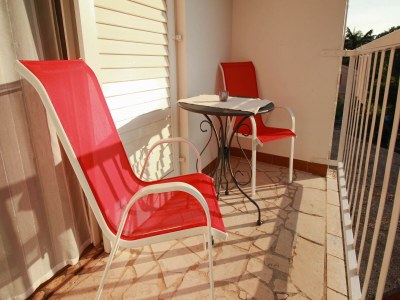 Apartment Apartment in Croatia with Balcony - Outdoor photo 2