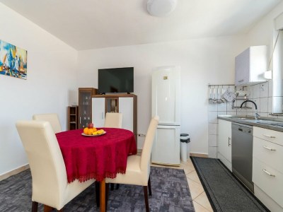 Apartment Gemütliche Ferienwohnung in Meeresnähe in Malinska - Features photo 14