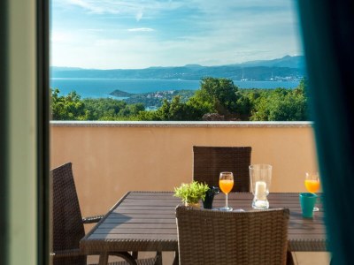 Apartment Wohnung in Omisalj am Strand - Outdoor photo 39