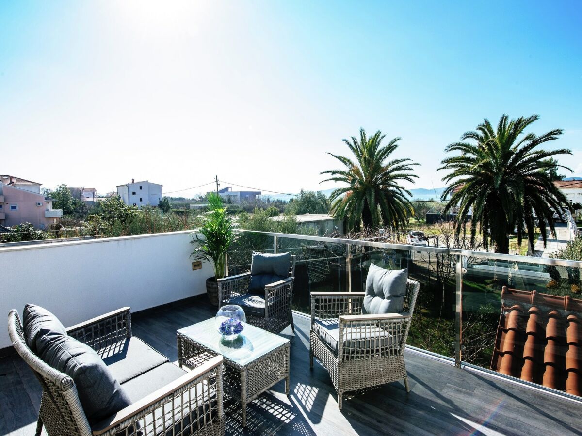 Apartment Luxurious Apartment in Zadar with Garden - Outdoor photo 4