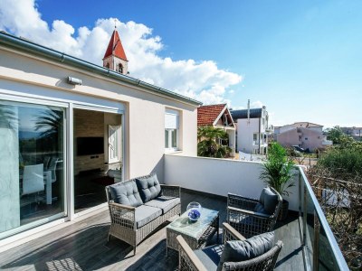 Apartment Luxurious Apartment in Zadar with Garden - Outdoor photo 6