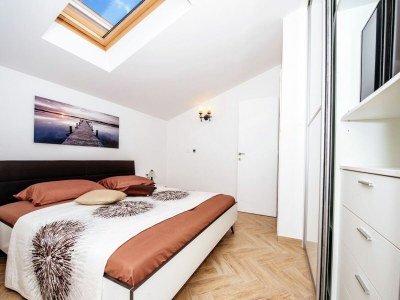 Apartment Luxurious Apartment in Zadar with Garden - Features photo 35