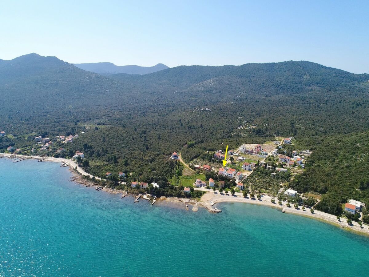 Apartment Studio apartment with terrace in Drace - Outdoor photo 2