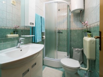 Apartment Apartments Tomas - Four Bedroom Apartment with Balcony(A4) - Features photo 8