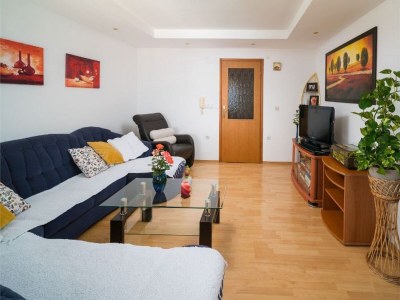 Apartment Apartments Tomas - Four Bedroom Apartment with Balcony(A4) - Features photo 11