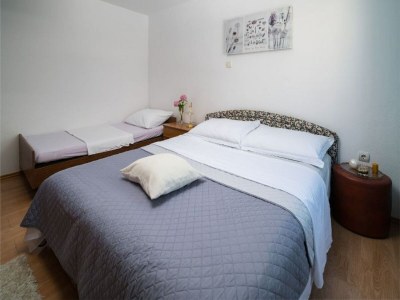 Apartment Apartments Tomas - Four Bedroom Apartment with Balcony(A4) - Features photo 12