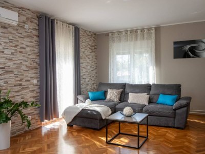 Holiday house Villa Lara with private pool - Features photo 28