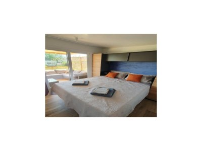 caravan Mobile Homes Karlo & Dino - Superior Two Bedroom Mobile Home - Features photo 7