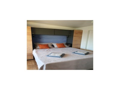 caravan Mobile Homes Karlo & Dino - Superior Two Bedroom Mobile Home - Features photo 12