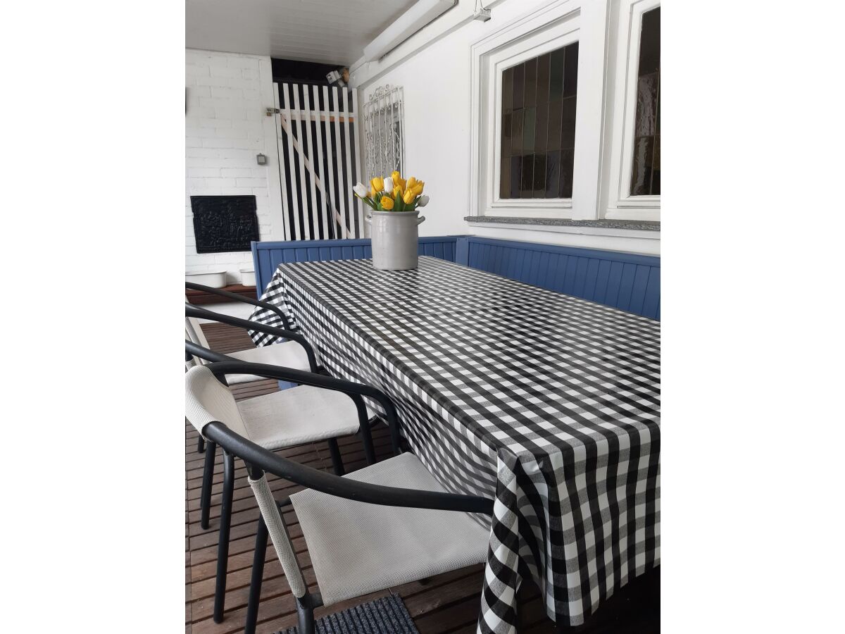 Apartment Gemütliche Ferienwohnung im  Obergeschoss/DG - Outdoor photo 3