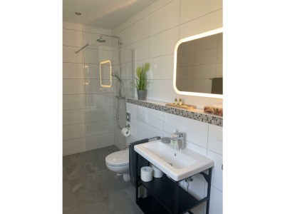 Apartment Appartement/Fewo, Dusche oder Bad, 2 Schlafräume - Features photo 24