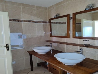 Holiday park Alpine Chalet Retreat with Pool - Features photo 18