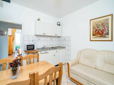 Apartment Apartments Nikolina (LU) - Two-Bedroom Apartment with Balcony in Korčula - Apartment
