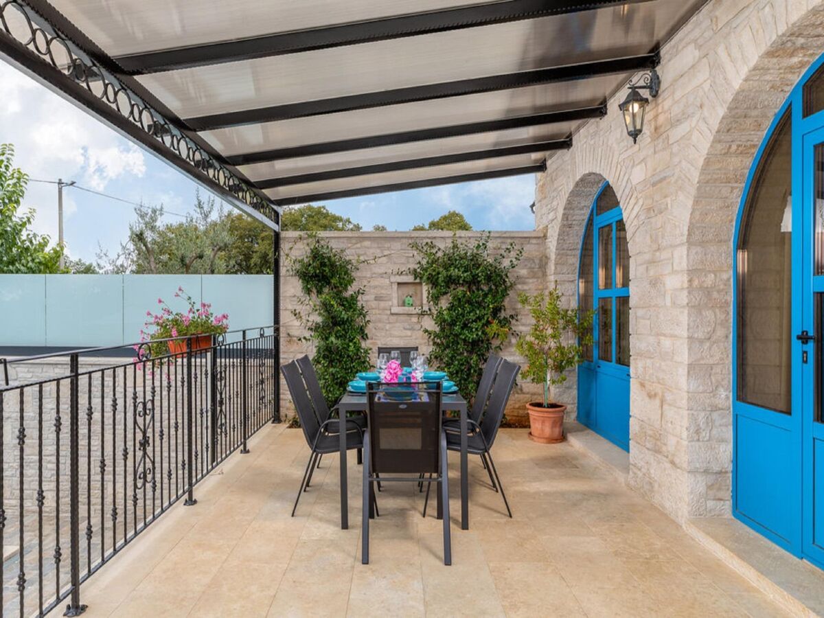 Villa Stilvolle Villa mit Swimmingpool und Garten - Outdoor photo 3