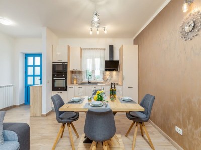 Villa Stilvolle Villa mit Swimmingpool und Garten - Features photo 11