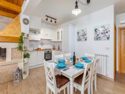 Villa Stilvolle Villa mit Swimmingpool und Garten - Features photo 21