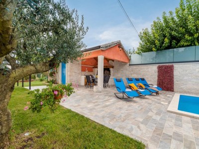 Villa Stilvolle Villa mit Swimmingpool und Garten - Outdoor photo 33