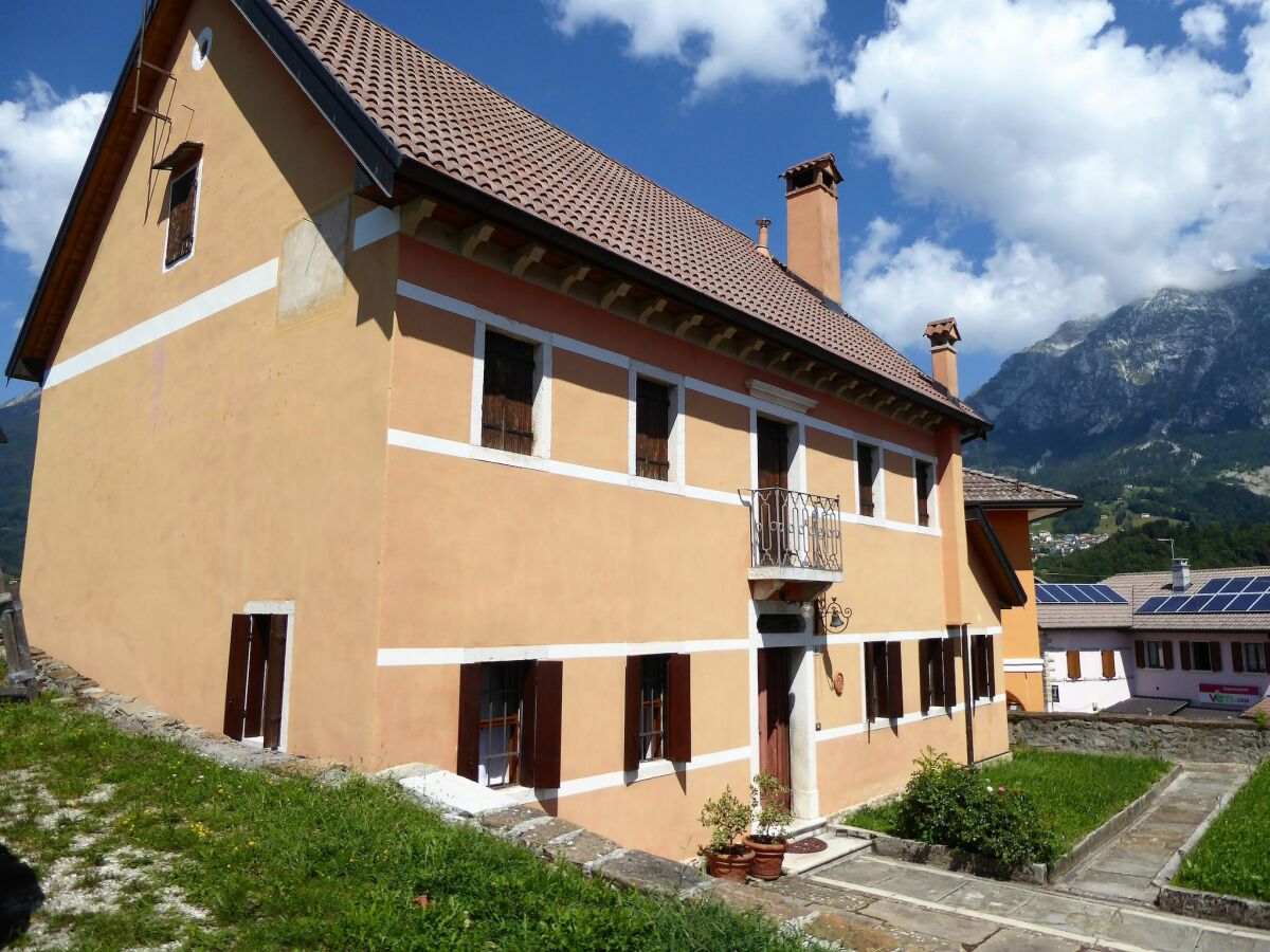 Holiday house Pet-friendly Retreat in the Dolomites - Outdoor photo 2