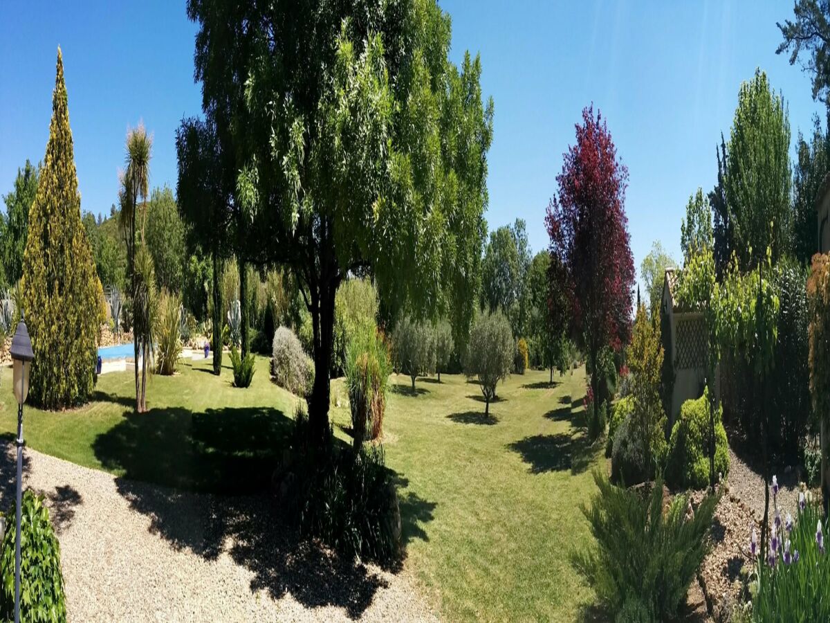 Holiday house Beautiful domaine with private pool and park - Outdoor photo 2