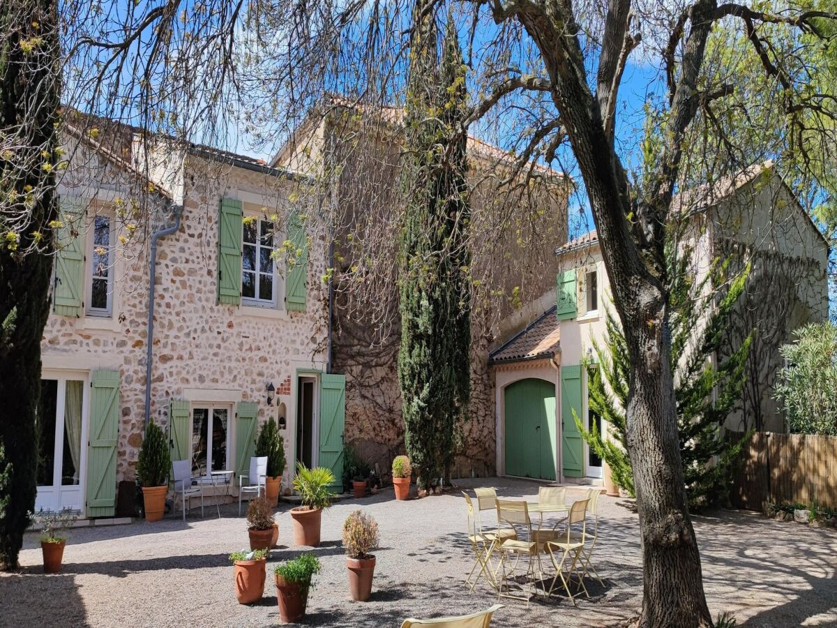 Holiday house Beautiful domaine with private pool and park - Outdoor photo 3