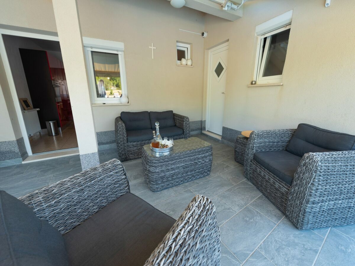 Villa Villa in Ugljane with private pool - Outdoor photo 3