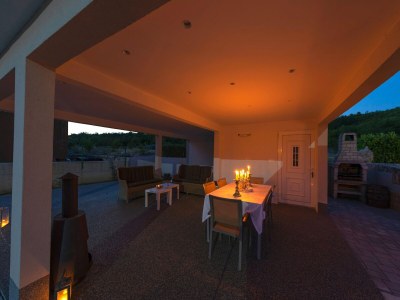 Villa Villa in Ugljane with private pool - Outdoor photo 5