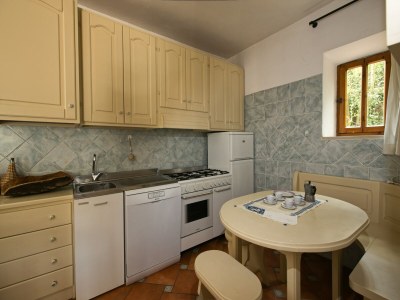 Holiday house Hillside Pool & Spa Retreat - Features photo 23