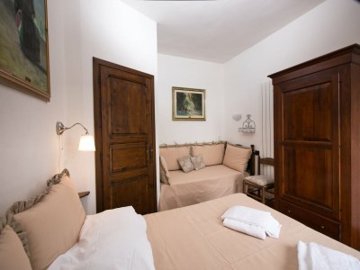 Holiday house Hillside Pool & Spa Retreat - Features photo 24