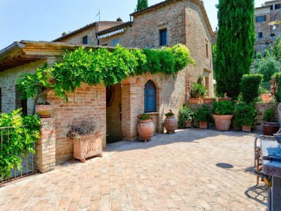 Holiday house Malerisches Ferienhaus in Montalcino mit Swimmingpool - Outdoor photo 16