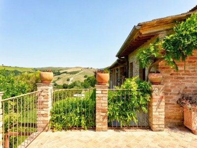 Holiday house Malerisches Ferienhaus in Montalcino mit Swimmingpool - Outdoor photo 17