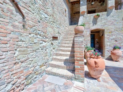 Farmhouse Abgelegenes Bauernhaus in Montalcino mit Pool - Features photo 24