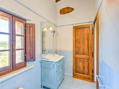 Farmhouse Abgelegenes Bauernhaus in Montalcino mit Pool - Features photo 33