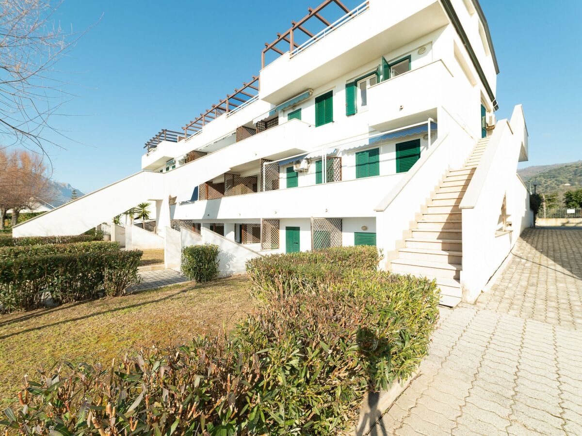 Apartment Belvilla by OYO Apartment in Policastro Bussentino