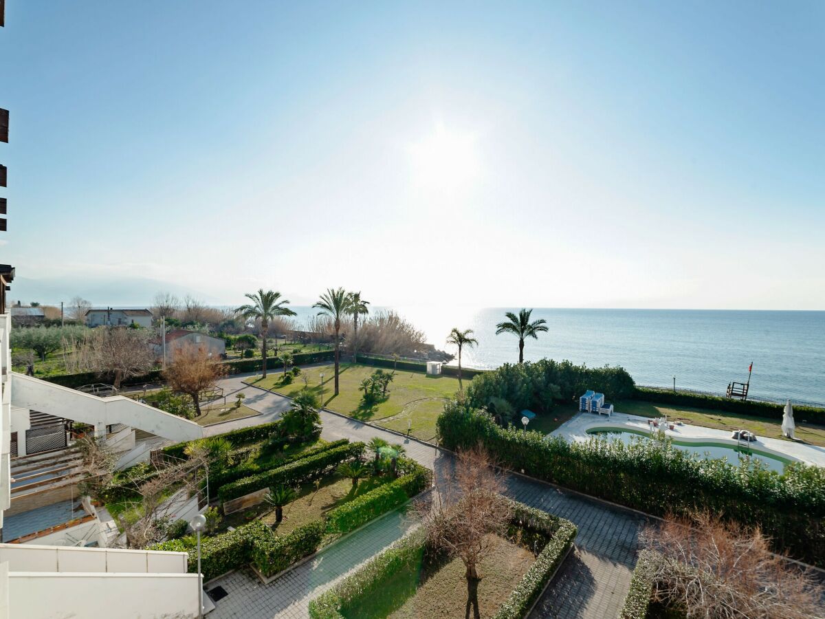 Apartment Belvilla by OYO Apartment in Policastro Bussentino - Outdoor photo 3