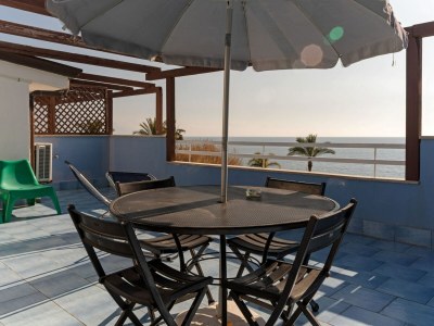 Apartment Gemütliche Wohnung in Policastro Bussentino mit Schwimmbad - Outdoor photo 7