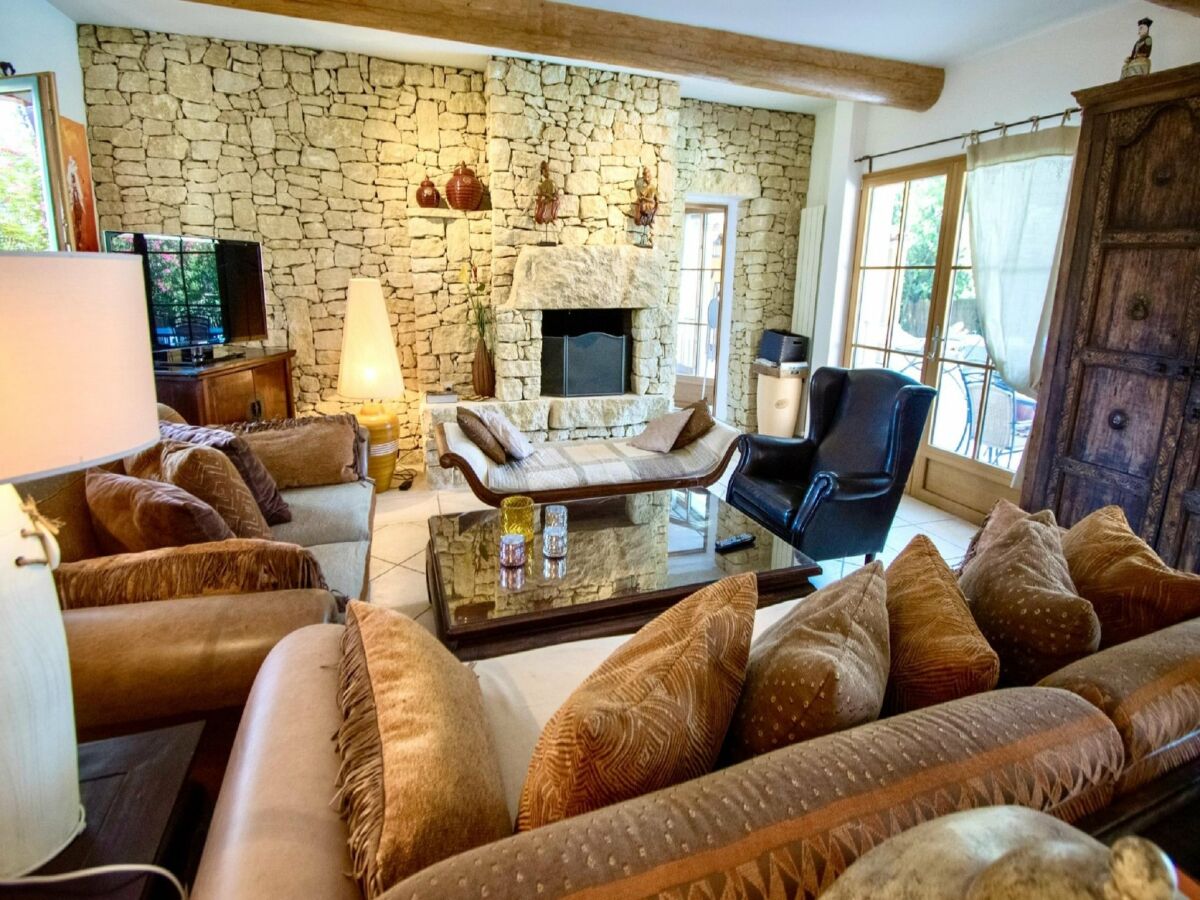 Holiday house Villa in Nalliers mit Pool und Garten - Outdoor photo 2