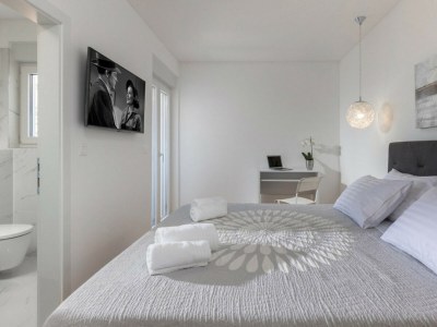 Villa Luxury villa Fleur with pool - Features photo 32