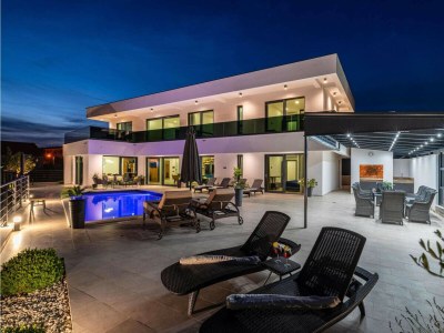 Villa Royal Hill with pool - Outdoor photo 6