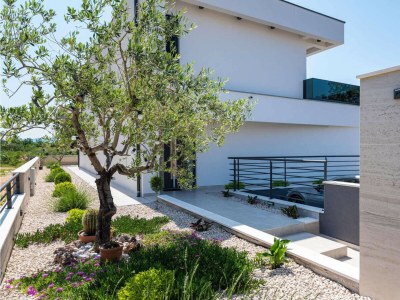 Villa Royal Hill with pool - Outdoor photo 18