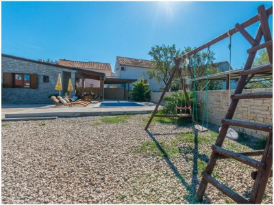 Holiday house Holiday Home Ema with pool - Outdoor photo 7
