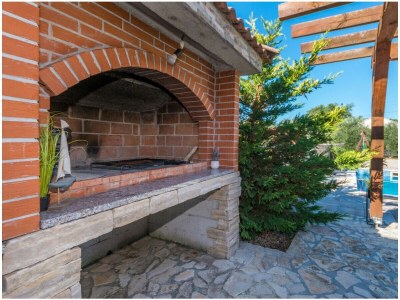 Holiday house Holiday Home Ema with pool - Outdoor photo 10