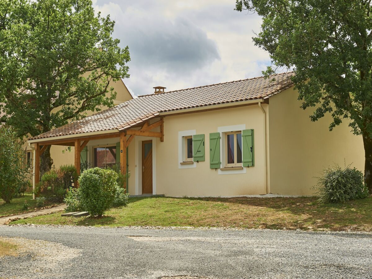Holiday park Bungalow in Lanzac nahe Dordogne