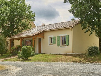 Holiday park Bungalow in Lanzac nahe Dordogne in Lot - Holiday park