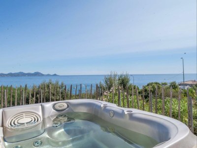 Apartment Villa in Les Issambres am Meer - Outdoor photo 36