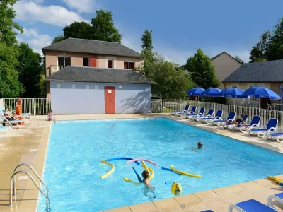 Holiday park Tranquil Escape with Pool in Aveyron - Holiday park