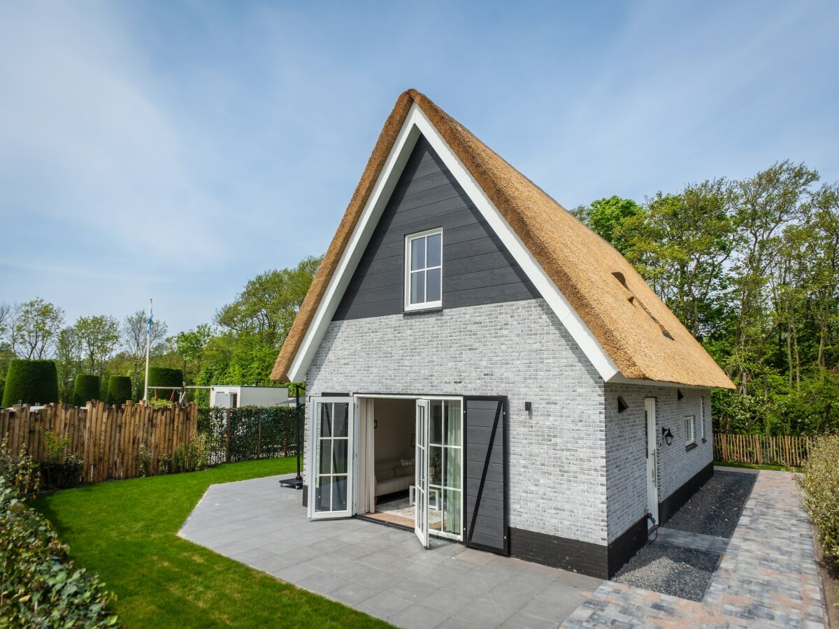 Holiday house Villa auf Texel nahe Strand und Wald - Outdoor photo 3