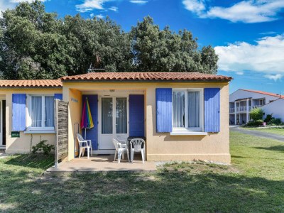 Holiday house Ferienhaus in einem Ferienpark mit Schwimmbad - Outdoor photo 5