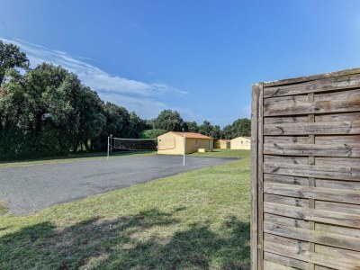 Holiday house Ferienhaus in einem Ferienpark mit Schwimmbad - Outdoor photo 29