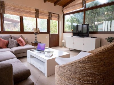 Villa Villa in Elounda with Private Pool & BBQ - Features photo 25